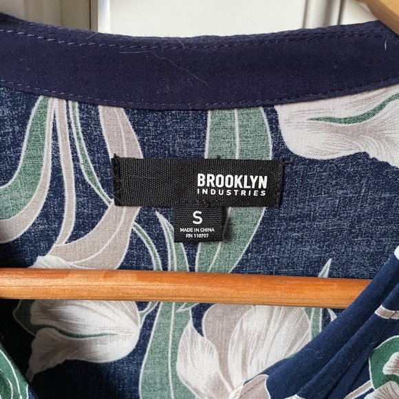 Tulip Dress with A-line waist - Picture 4 of 6